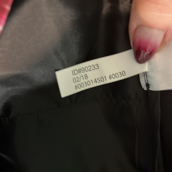 Express Shortie Mid Rise Size 6 Black - Picture 7 of 9